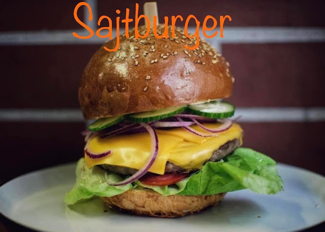 Opinii despre Pajti Grill Büfé în Bicske - Vendéglátás