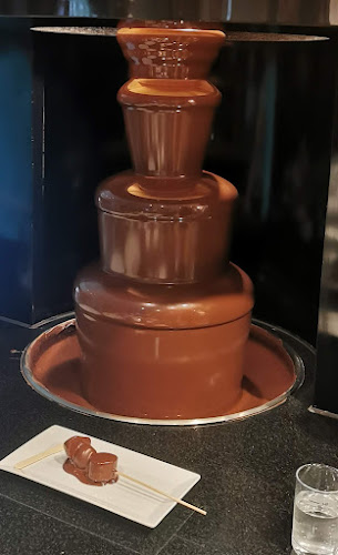 Harrer Csokoládéműhely és Cukrászda - Vendéglátás