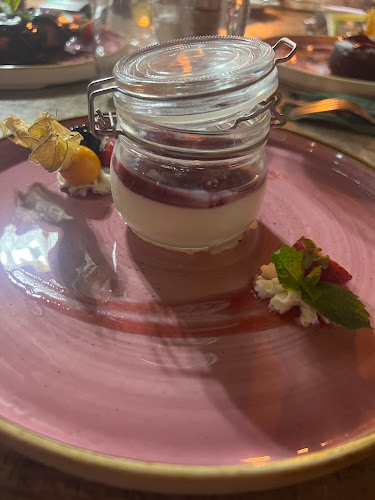 Trattoria Amici - Vendéglátás