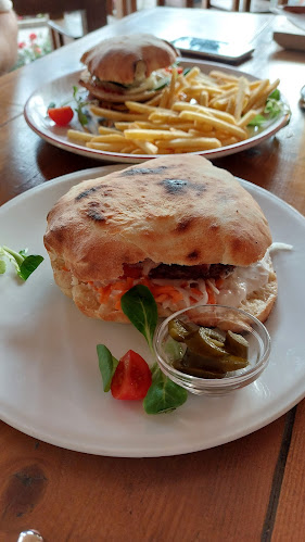 Buffalo Pizzéria - Vendéglátás