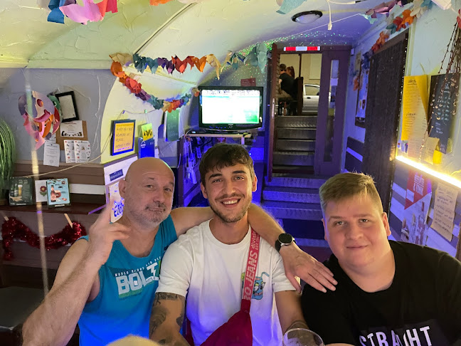 Opinii despre Tarsashaz în Gyöngyös - Vendéglátás