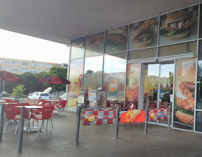 Opinii despre Csibész Csibefaloda în Dunaújváros - Vendéglátás