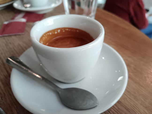 Opinii despre Pizza, Kávé, Világbéke în Miskolc - Vendéglátás