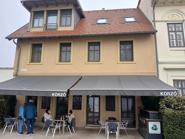 Tata, Tópart u. 5-7, 2890