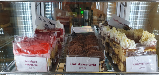 Hollósy Cukrászat Pasarét