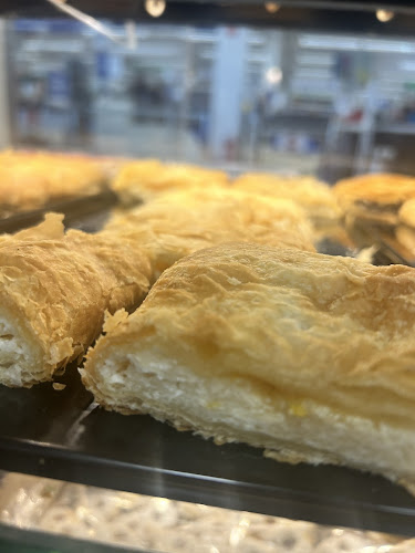 Opinii despre Fornetti în Cegléd - Vendéglátás