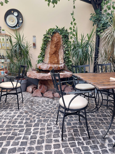 Esztergom, Batthyány Lajos u. 1, 2500