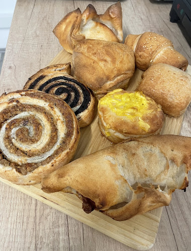 Comentarii opinii despre Maestro Pékség