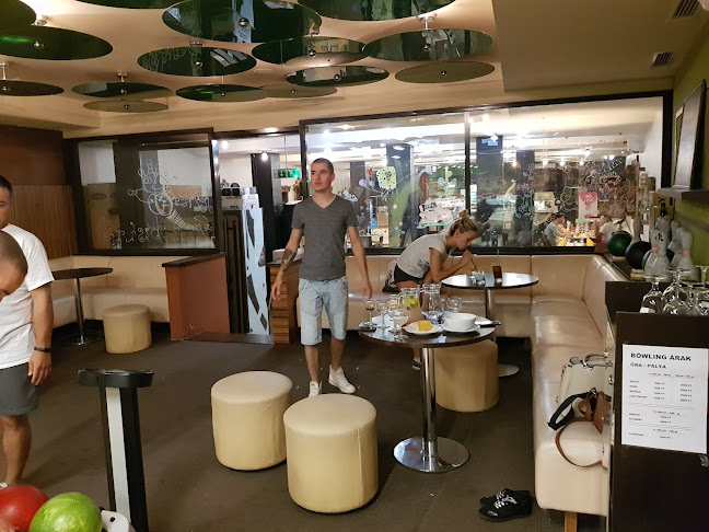 River Bistro - Vendéglátás