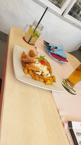 Opinii despre Gomba Étterem és Pizzéria în Révfülöp - Vendéglátás