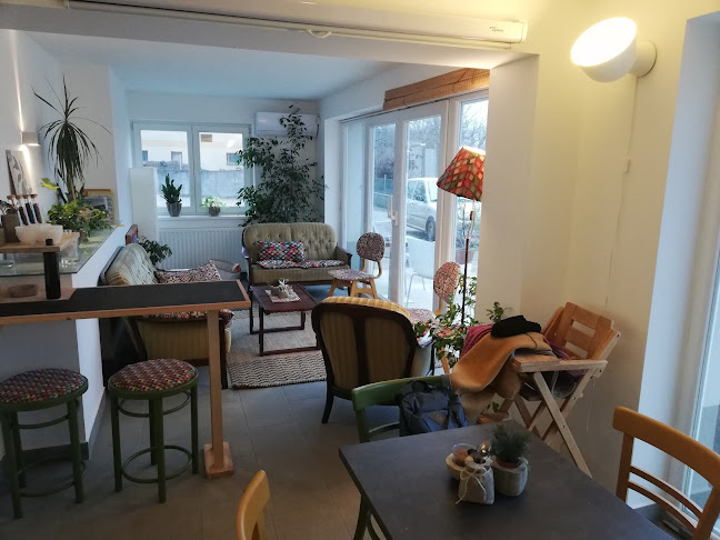 Helyben kávézó - Zebegény