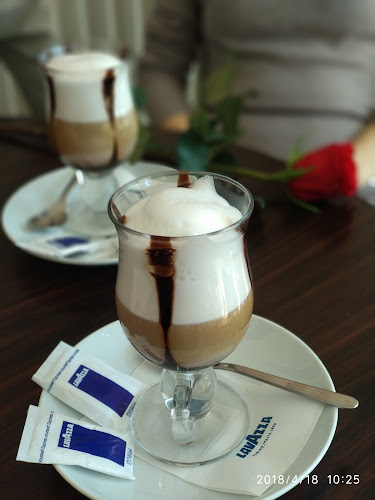 Comentarii opinii despre Bor & Bazsalikom Pizzéria, Étterem