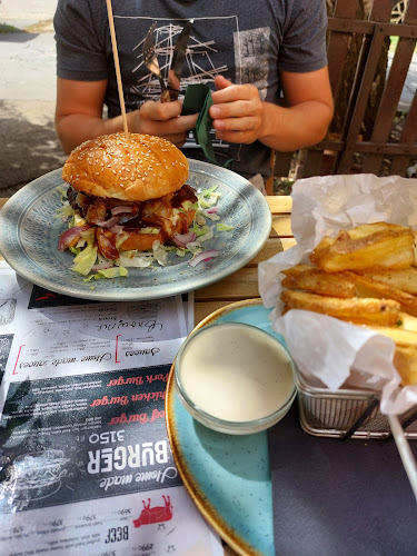 Thundersnack - Vendéglátás