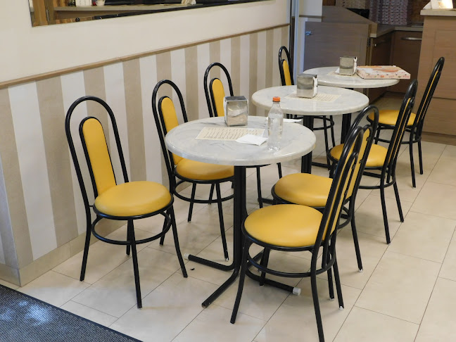 Mányi Cukrászda - Vendéglátás