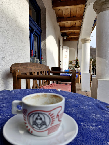 Rozika Kávézó, Sütiző