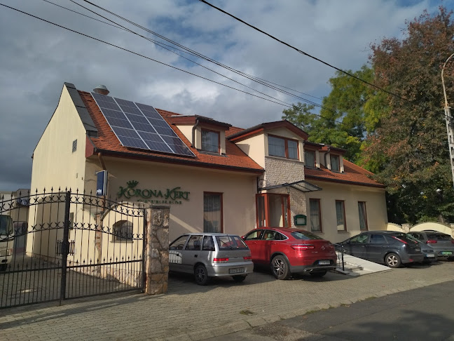 Koronakert Étterem - Vendéglátás