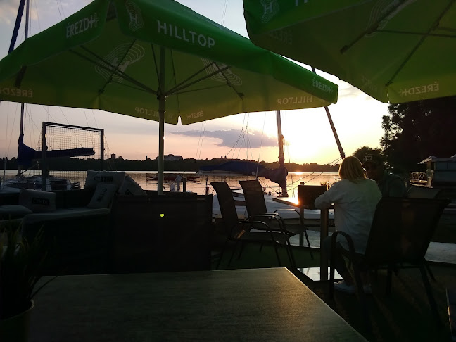 Tata, Tópart stny. 1, 2890