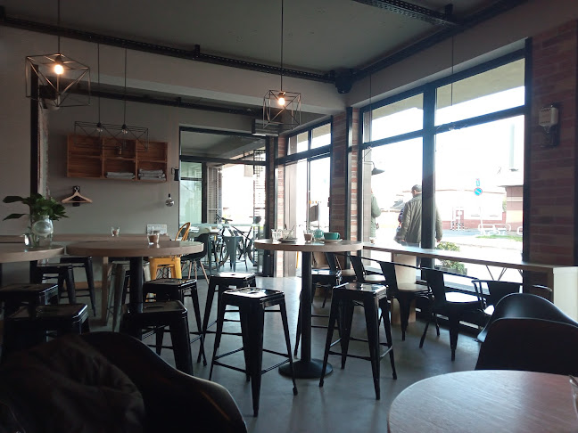 Opinii despre Kávélabor în Zalaegerszeg - Vendéglátás