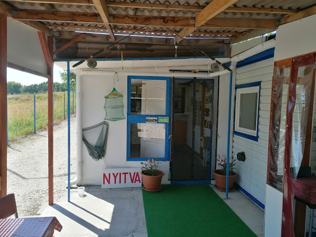 33-as Büfé és Halsütöde - Vendéglátás