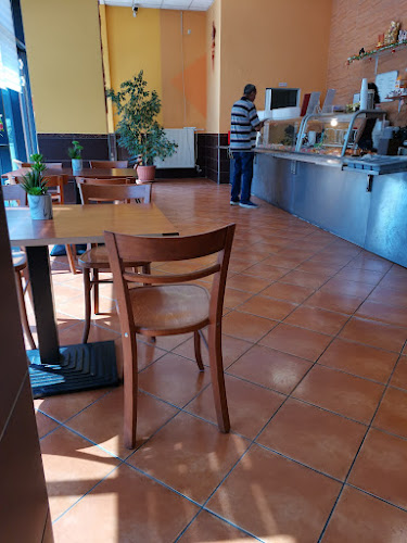 Várpalota, Táncsics Mihály u. 11, 8100