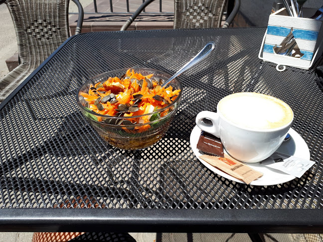 Napsütötte Sütöde - Vendéglátás