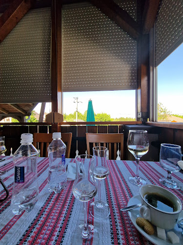 János Pince Étterem - Vendéglátás