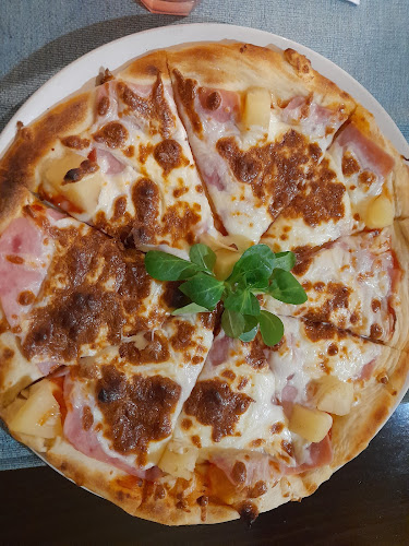 Intro café & Restaurant - Pápa