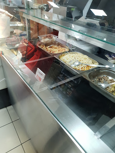 Opinii despre Több Mint Hentes Kft. în Budapest - Vendéglátás