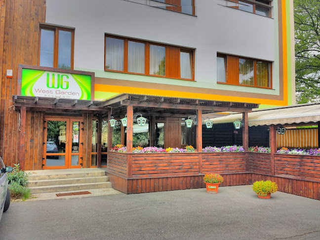 West Garden Étterem