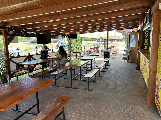 Sakáltanya Falatozó és Pizzéria Velence - Velence