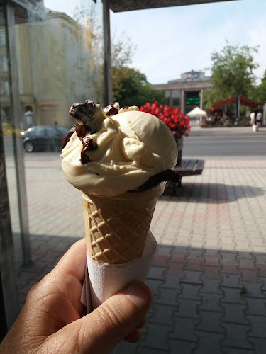 Opinii despre Boro fagyizó în Dunaújváros - Vendéglátás