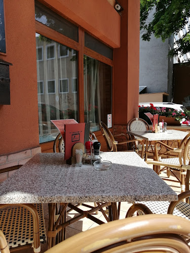 Opinii despre A Vigadó Étterem în Dunaújváros - Vendéglátás