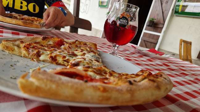 Opinii despre Pizza Pince în Budapest - Vendéglátás