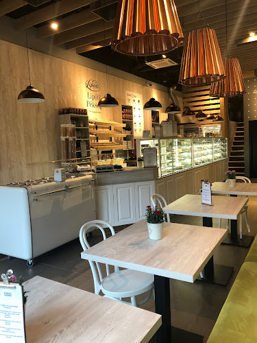 Kemenes Cukrászda és Pékség Madárhegy - Budapest