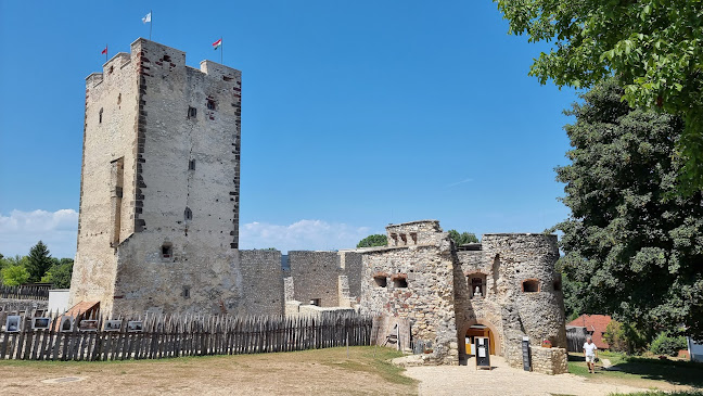 Mátyás Udvar Bisztró & Terasz - Vendéglátás