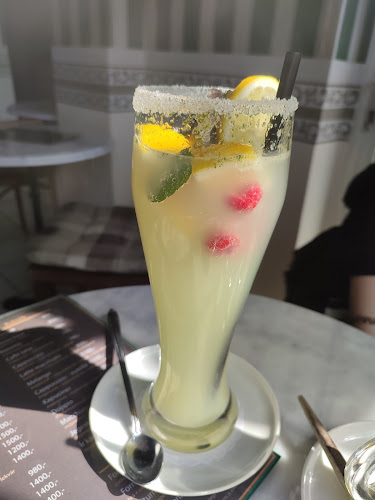 A kávézó - Vendéglátás