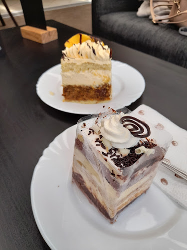 Opinii despre Mézesmadzag în Szekszárd - Vendéglátás