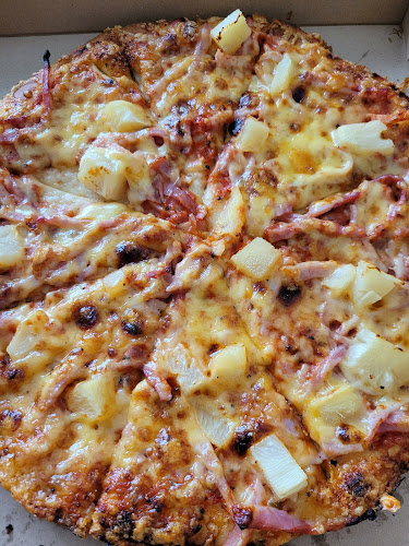 Opinii despre 50’s Pizzéria és Ételbár în Budapest - Vendéglátás