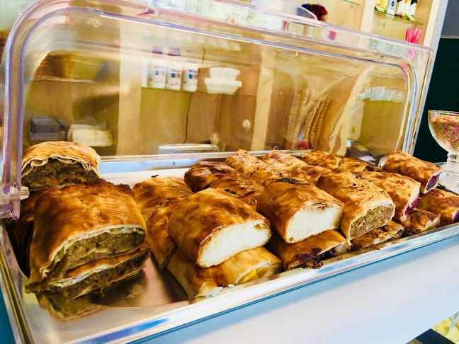 Comentarii opinii despre Fragola Angyalföld Cukrászda és Fagylaltozó