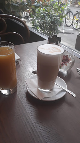 Opinii despre Sophie Budapest în Budapest - Vendéglátás