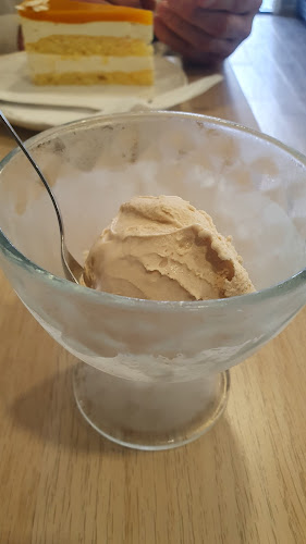 Comentarii opinii despre Papp Cukrászda