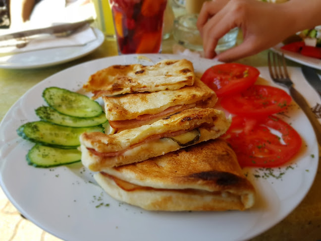 Café Kara - Budapest