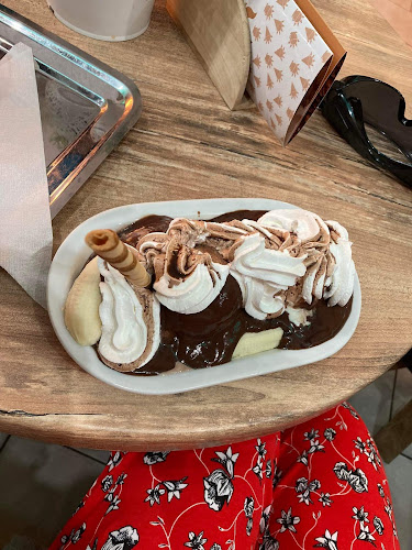 Opinii despre Napsugár Fagyizó în Vác - Vendéglátás