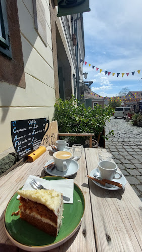 Szentendre, Alkotmány u. 5, 2000