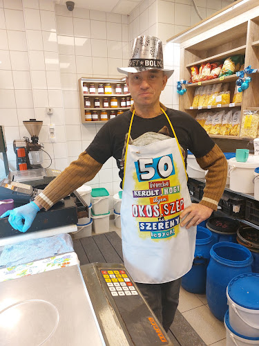 Újpesti Piac mélygarázs - Vendéglátás