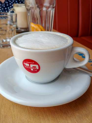 Opinii despre MACOK STUDIO în Eger - Vendéglátás