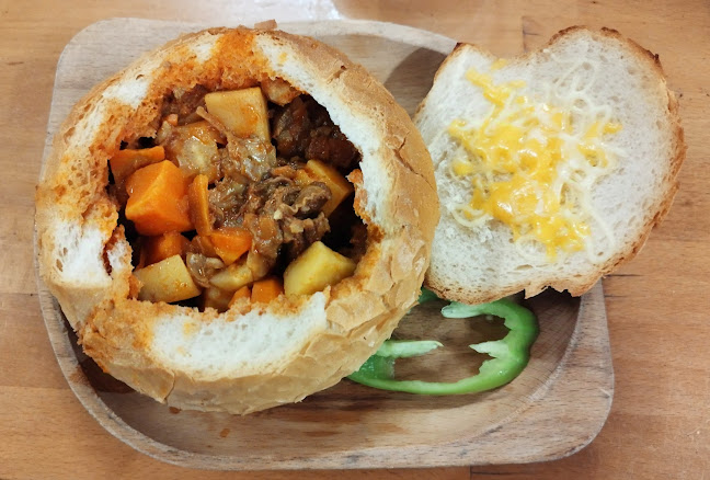 Kupak Bar & Bistro - Vendéglátás