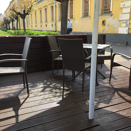 Szmöre Burger - Vendéglátás