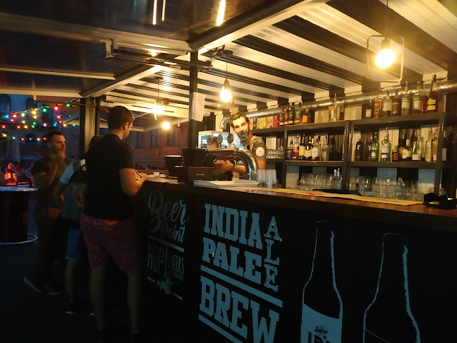 Könyvtár Klub & Treffort Kert - Vendéglátás