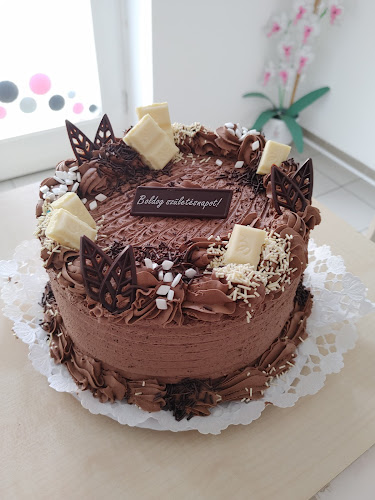 Comentarii opinii despre Sütivarázs Cukrászműhely